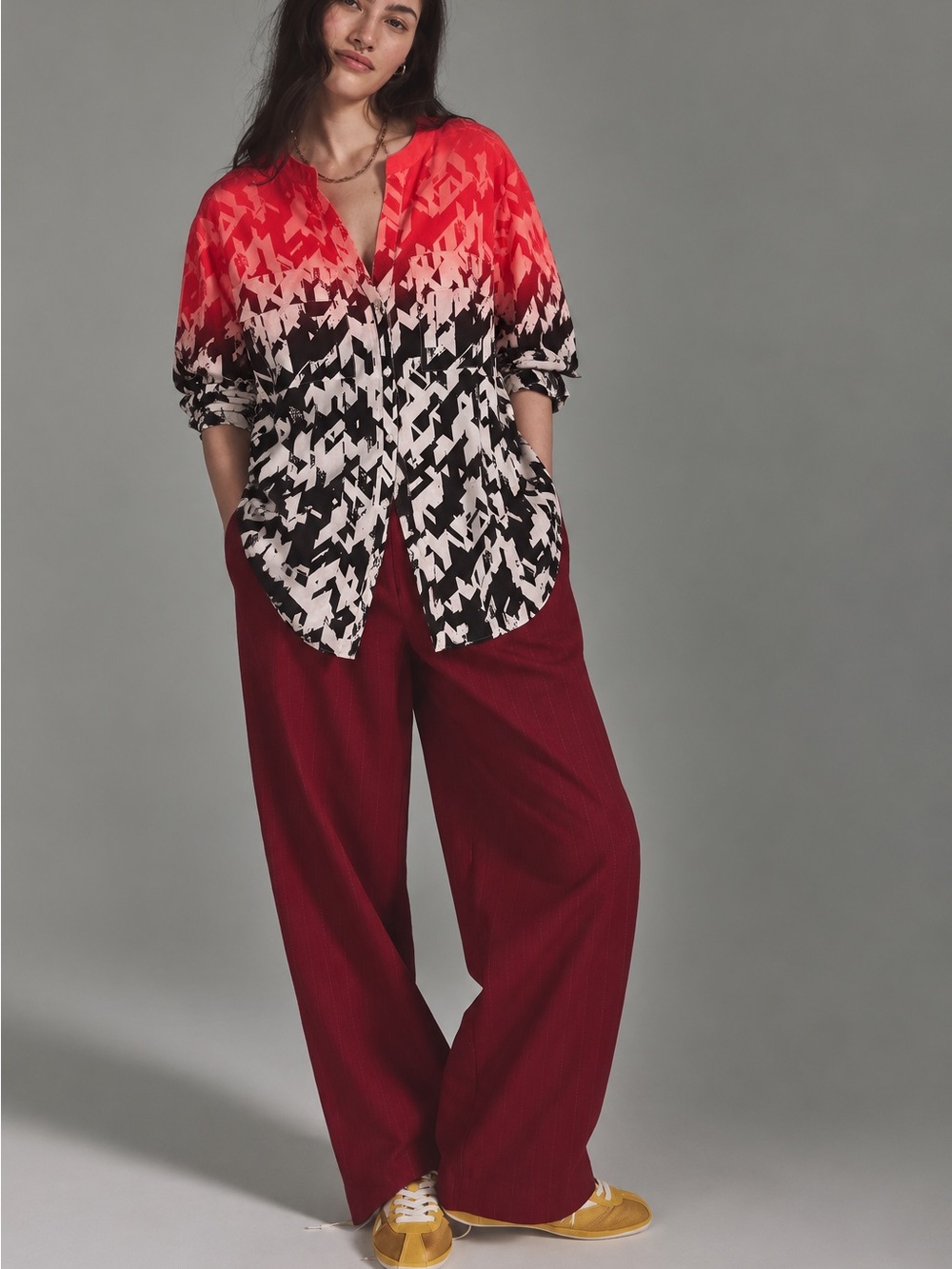 206. Calvin Klein Red Black Graphic Ombré Blouse